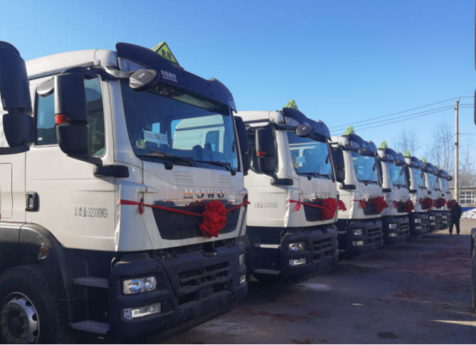 30辆欢迎您到公海赌来豪沃原油运输车正式交付，助力能源运输再升级！