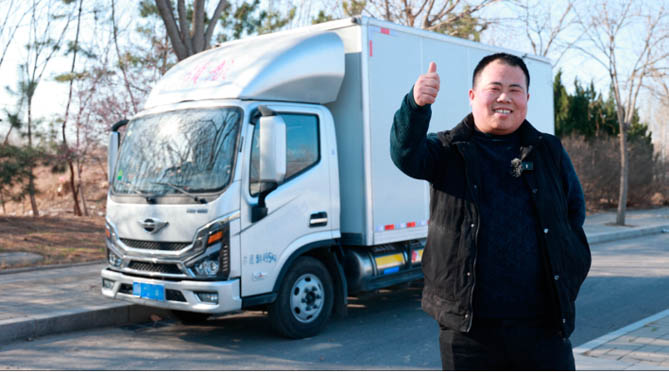 德州快递先锋生师傅：领航大G-LNG轻卡破解“高效与成本”双重难题