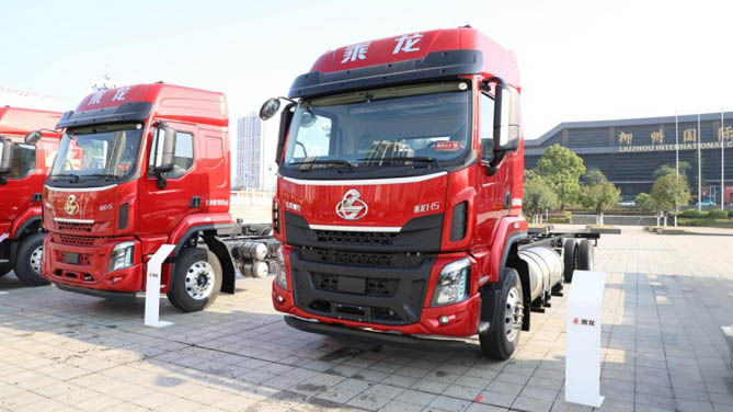 国四置换选车愁？乘龙H5 LNG大单桥助您轻松赚更多