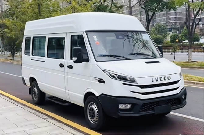 9.99万就能开走依维柯得意A37！颜值有面儿，实力能扛活！