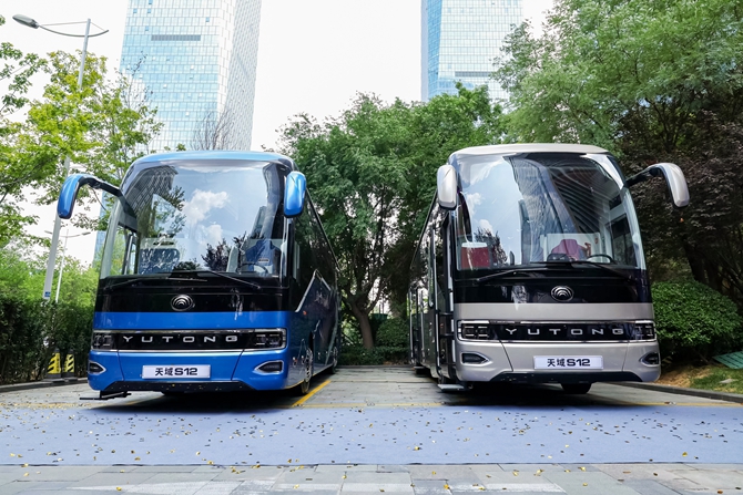 宇通客车上半年产销稳增，龙头地位稳固