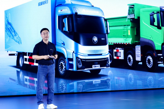 科技定义未来 开启极效场景新纪元：欧曼银河新能源产品重磅发布